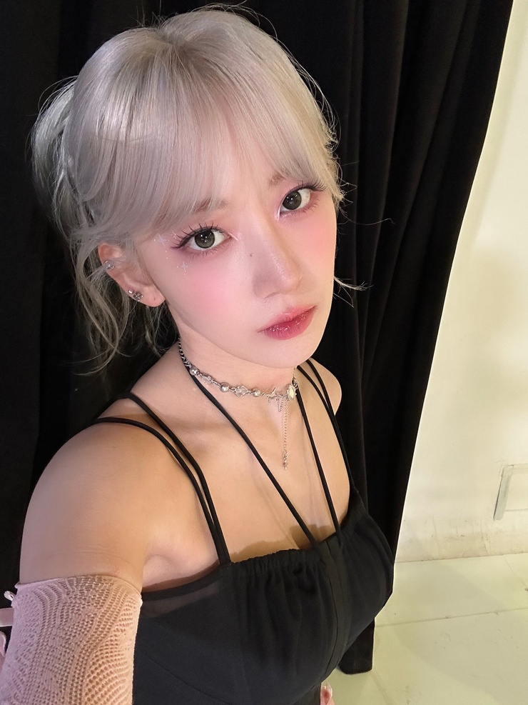Sakura Miyawaki