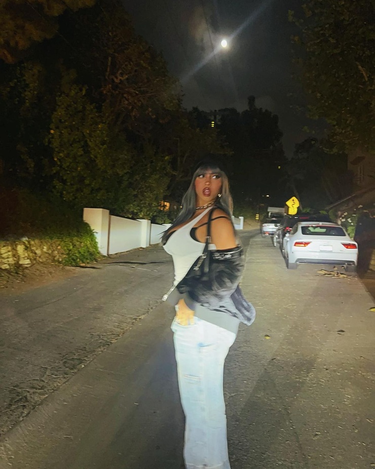 Asia Monet Ray