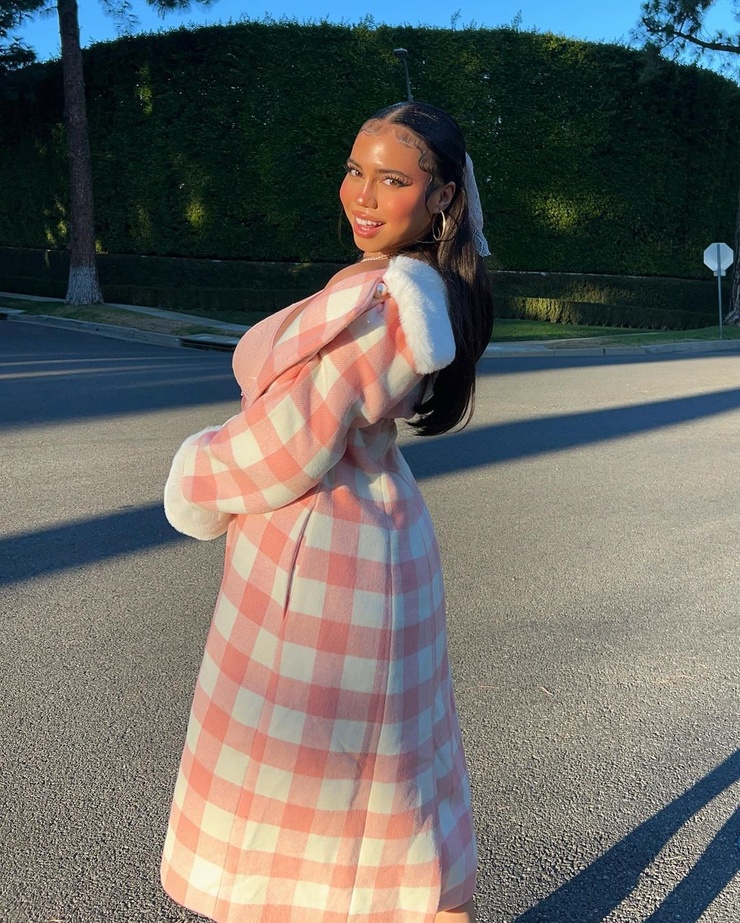 Asia Monet Ray
