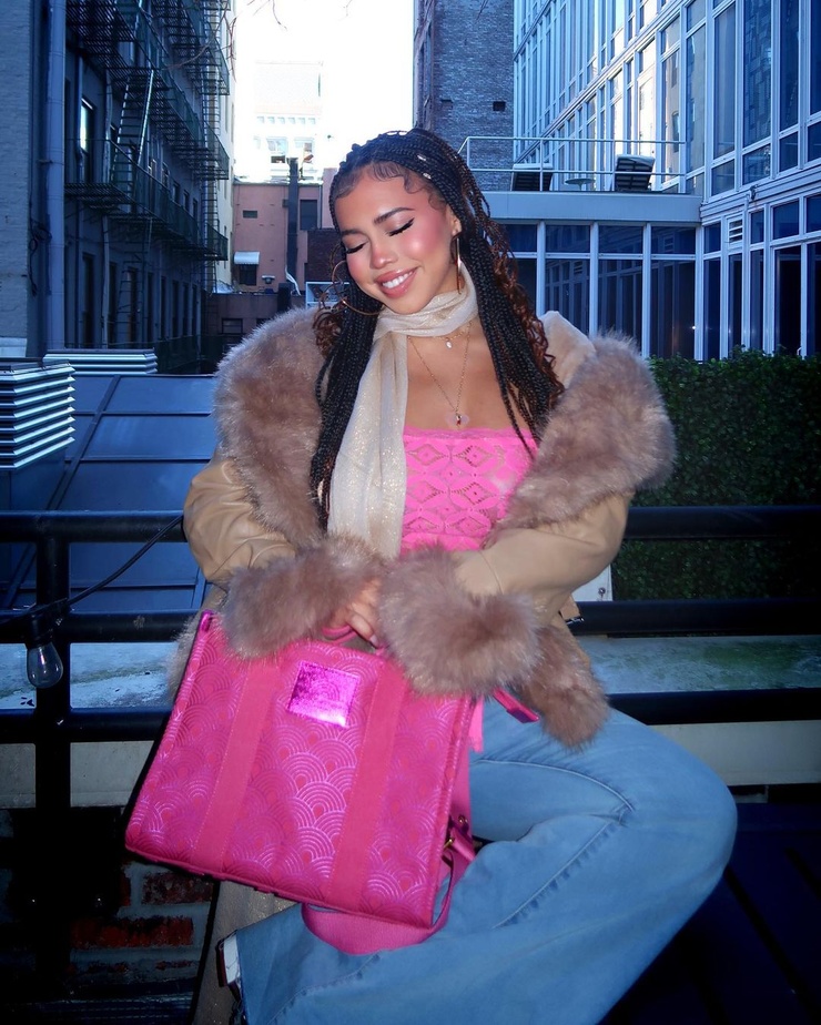 Asia Monet Ray