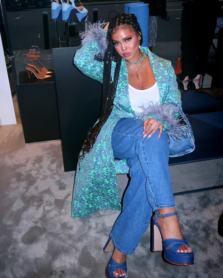 Asia Monet Ray