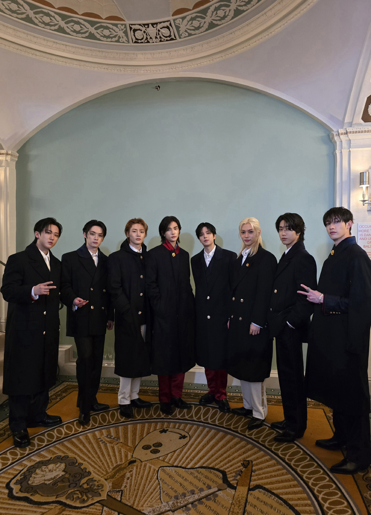 Stray Kids