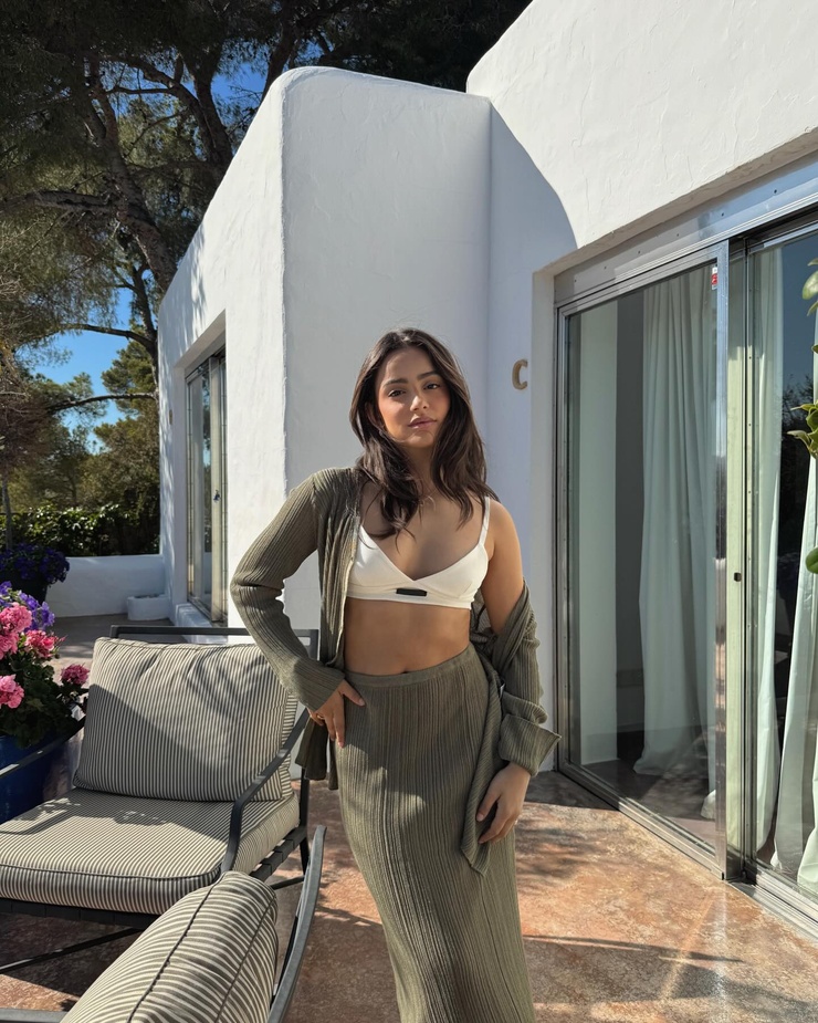 Claire Burgos