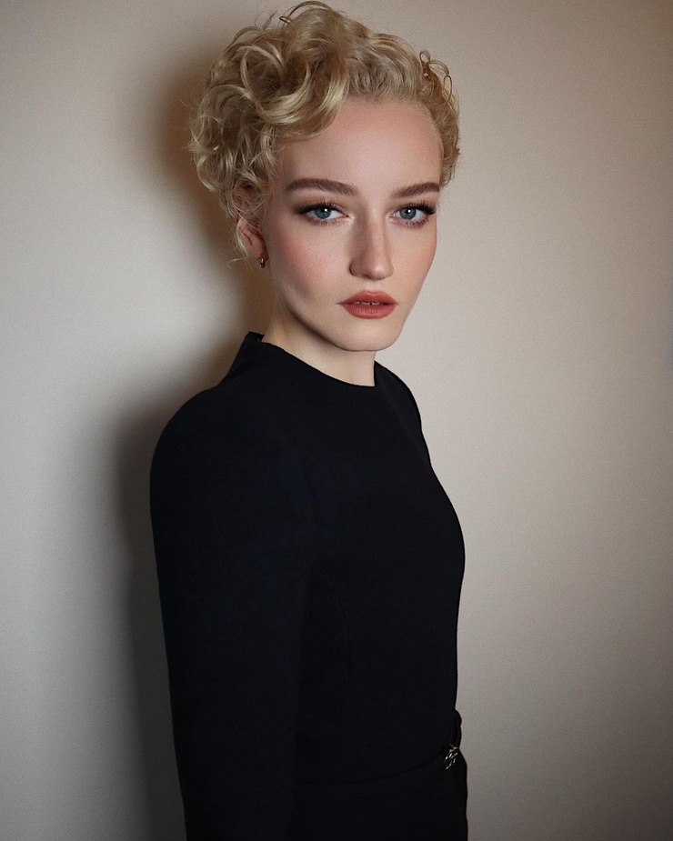 Picture Of Julia Garner picture-of-julia-garner