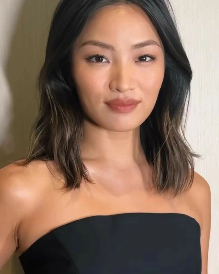 Anna Sawai