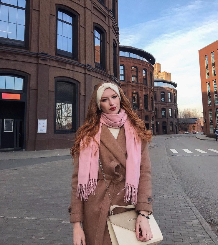 Alina Toto