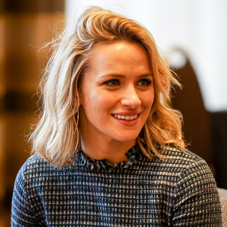 Shantel VanSanten