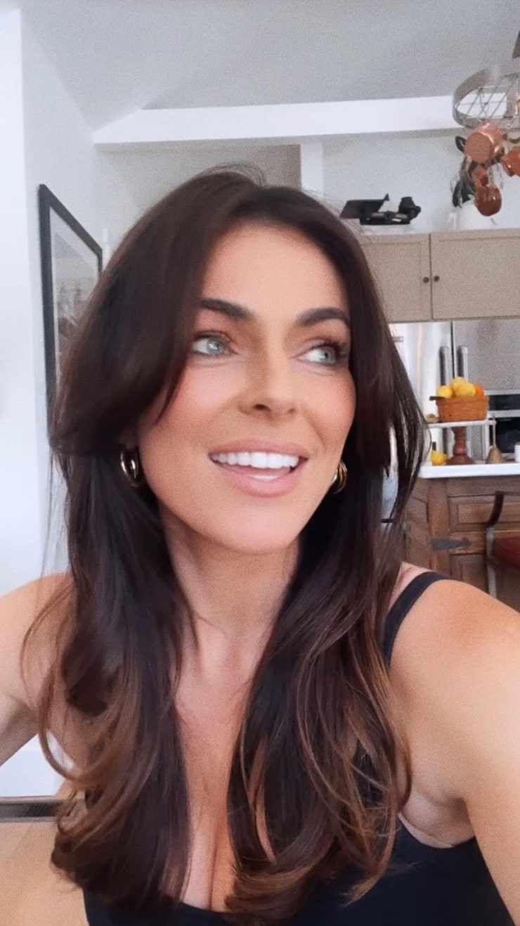 Serinda Swan