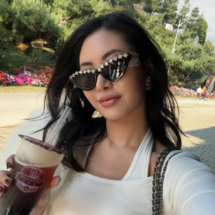 Charlotte Lucille Chia