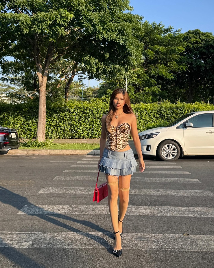 Mie Nguyen Mie Nguyen