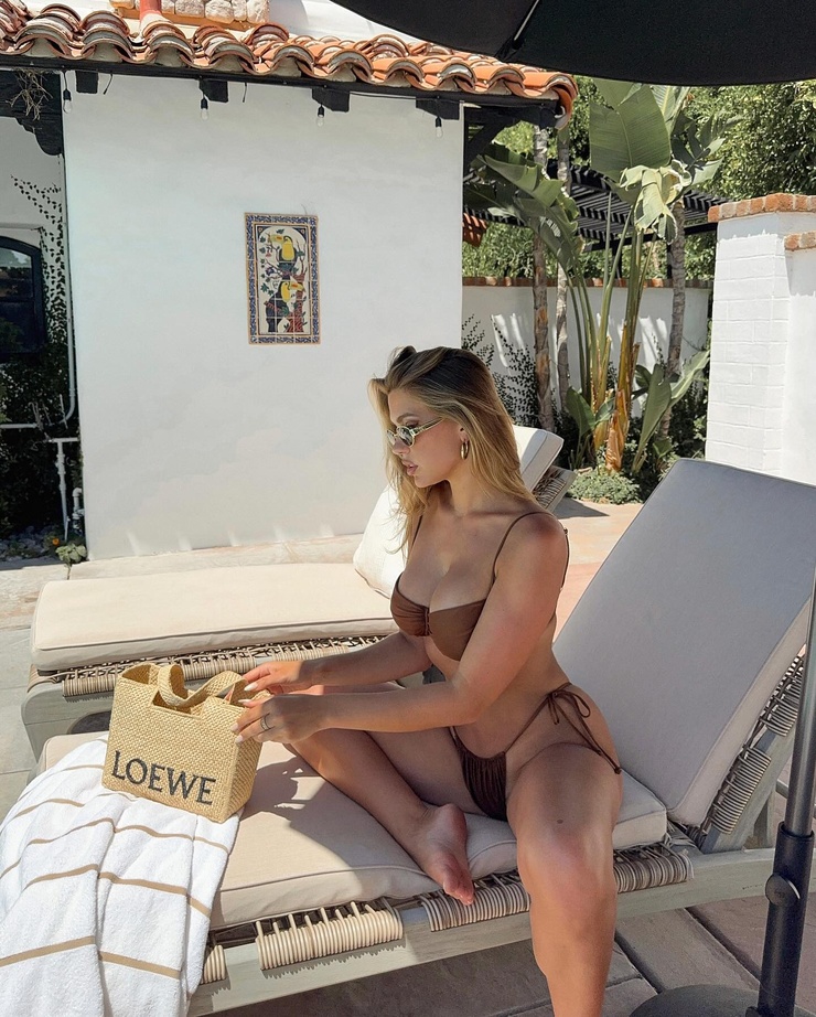 Kara Del Toro Kara Del Toro