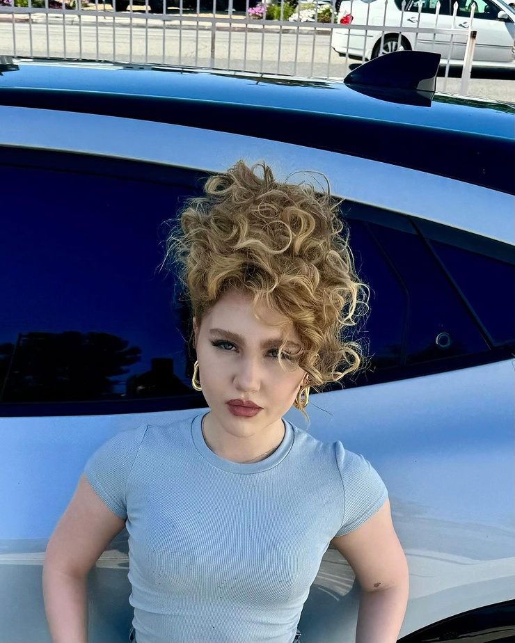 Ella Anderson
