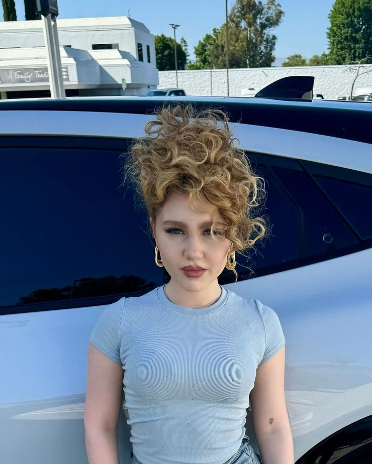 Ella Anderson