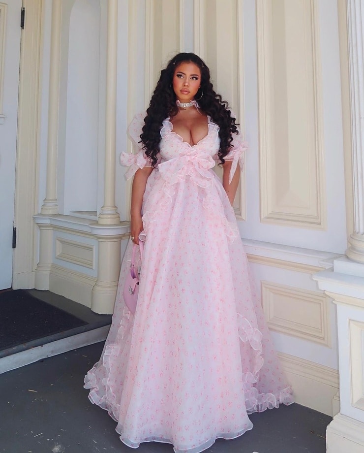 Asia Monet Ray
