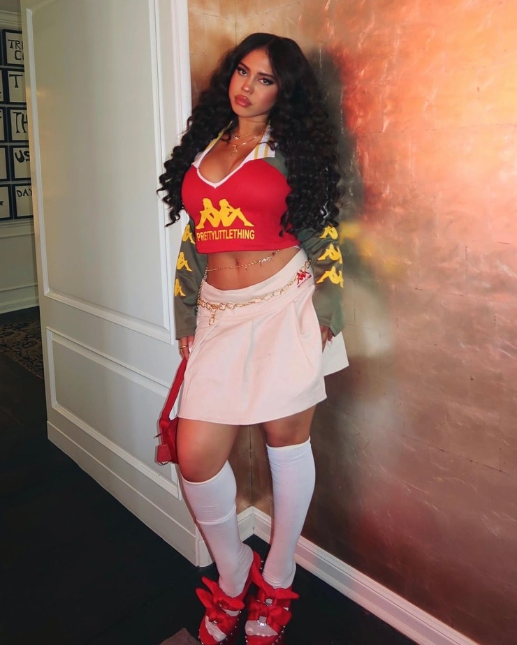 Asia Monet Ray