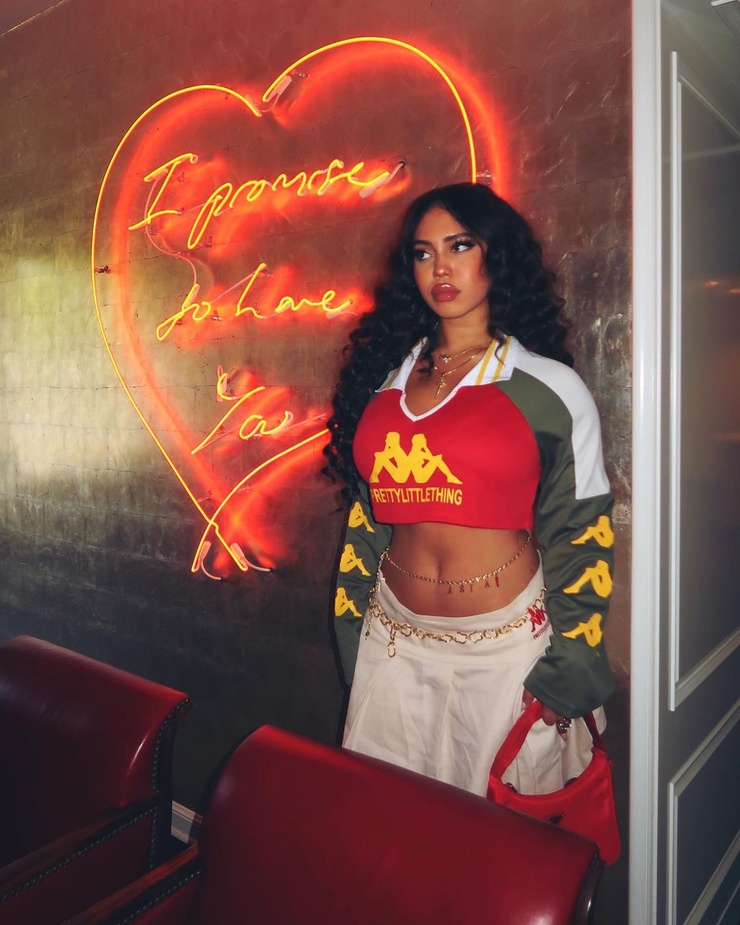 Asia Monet Ray