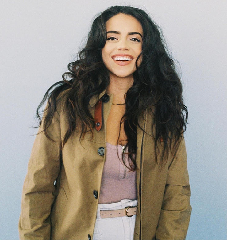 Leslie Lluvet
