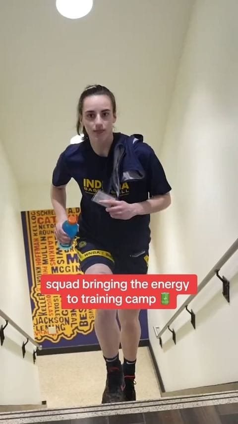 Caitlin Clark (ii)