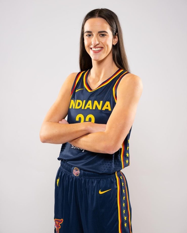 Caitlin Clark (ii)