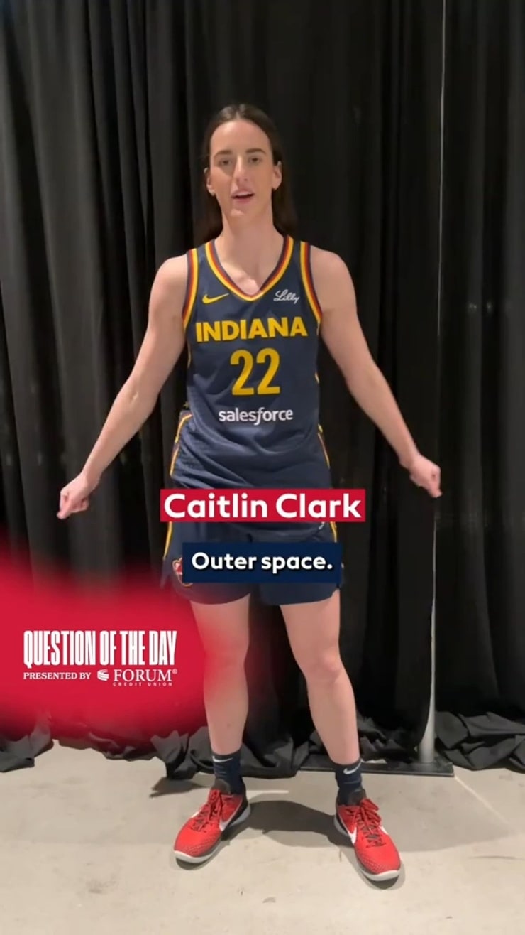 Caitlin Clark (ii)