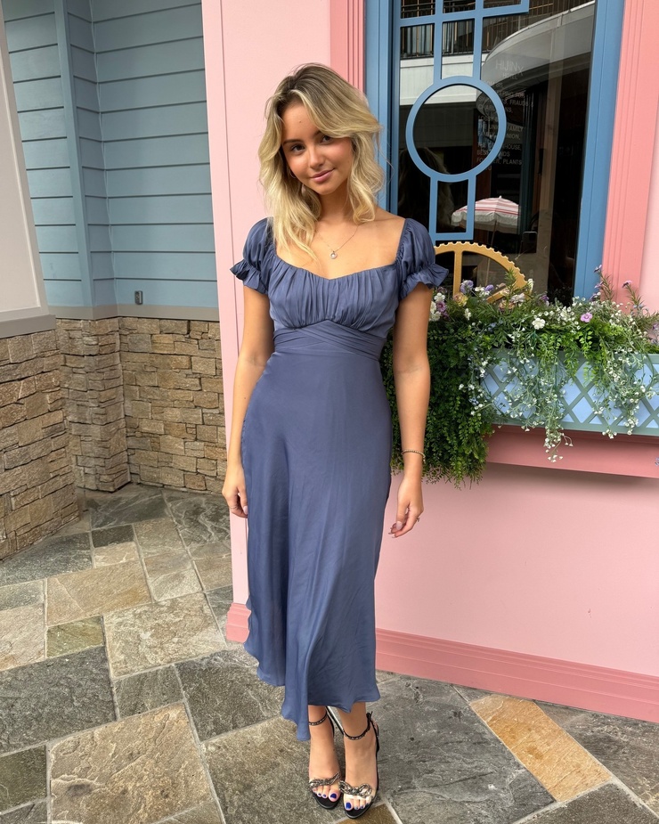 Chelsea Mayer