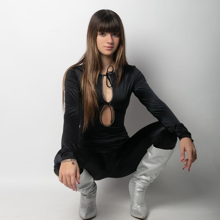 Cloe Carpino Cloe Carpino