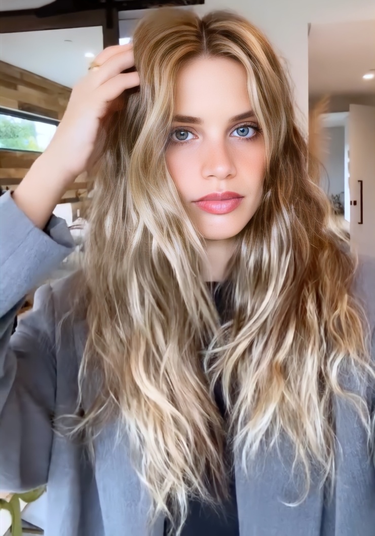 Sara Sampaio Sara Sampaio
