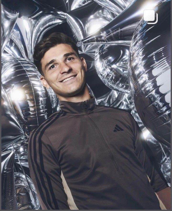 Picture of Julián Álvarez