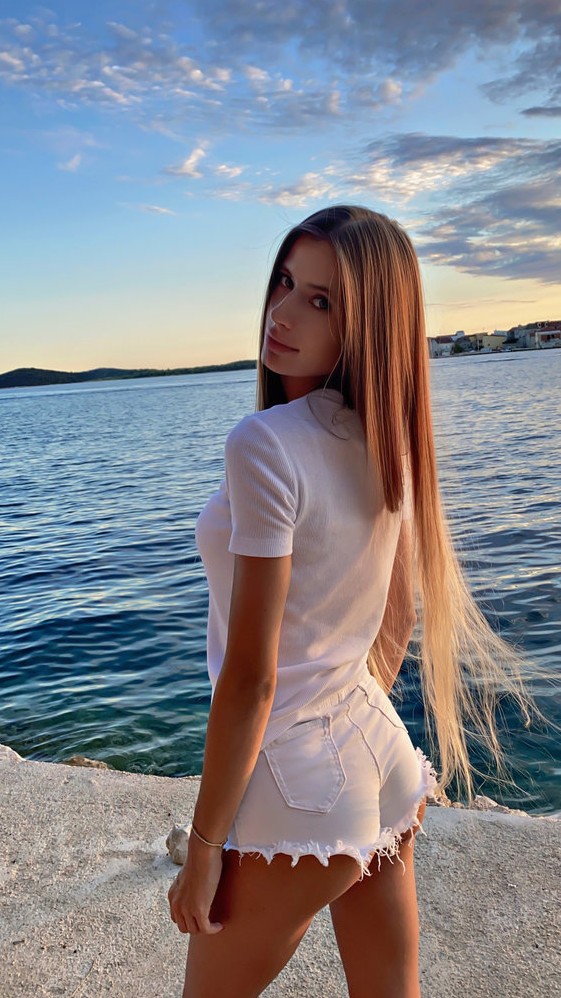 Linadiaa Linadiaa