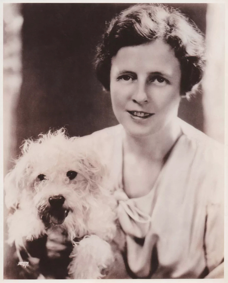 Edwina Dumm