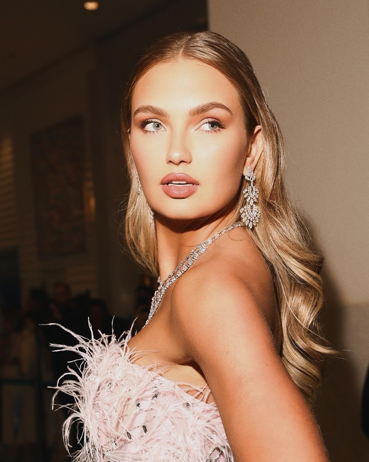Romee Strijd