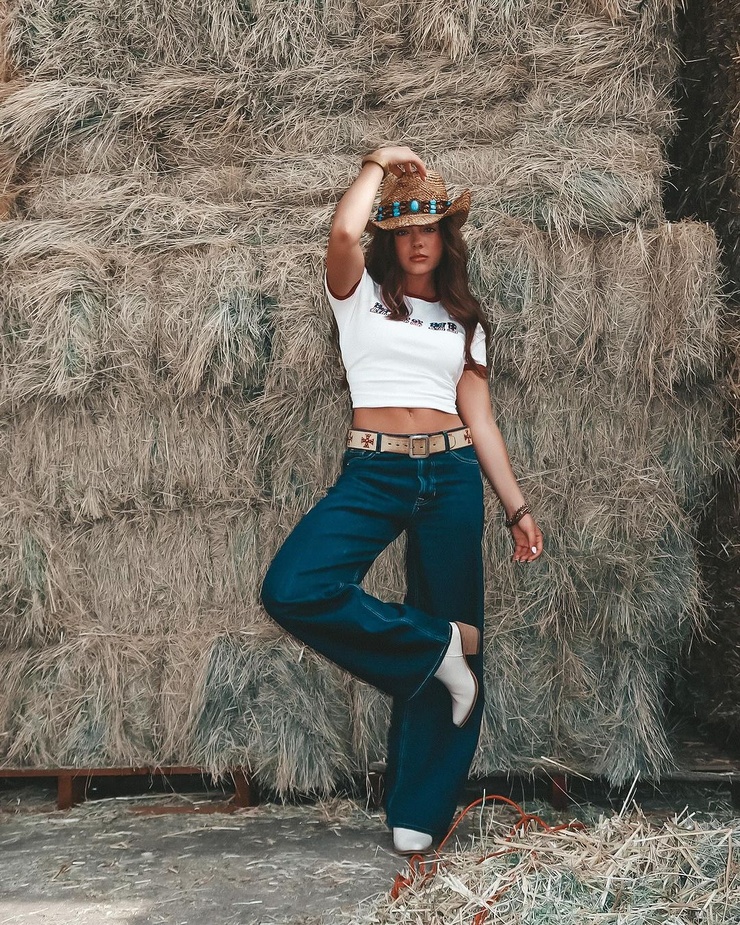 Ava Allan