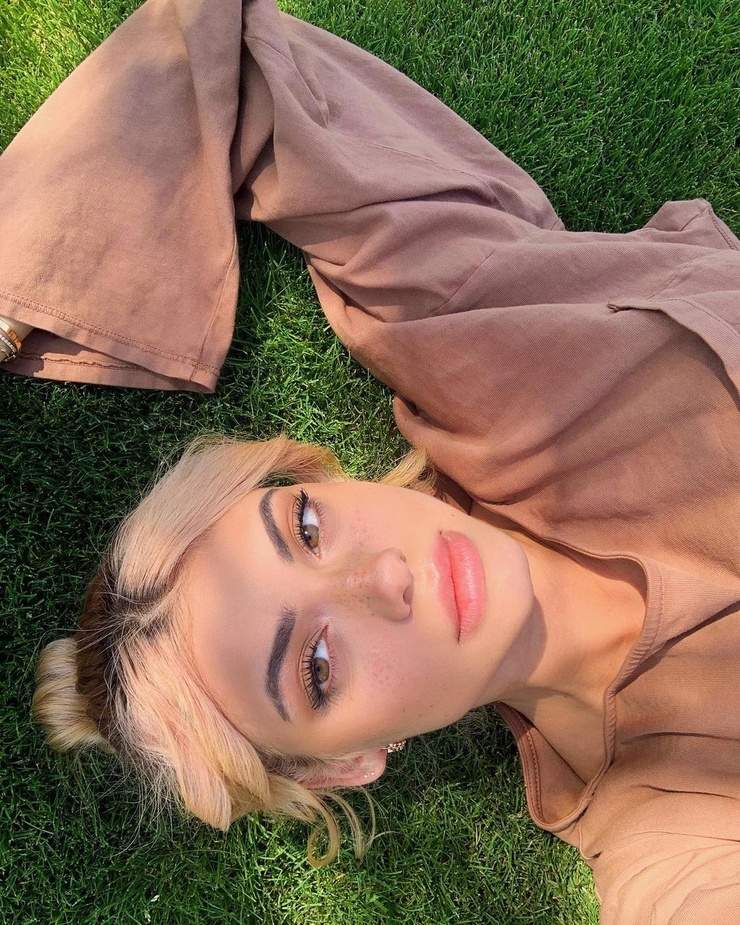 Kelsey Calemine