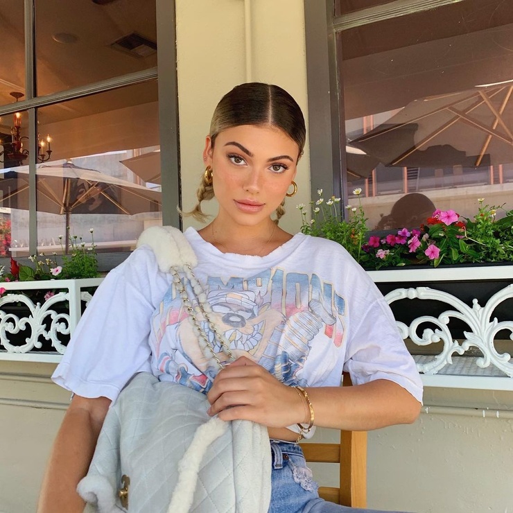 Kelsey Calemine
