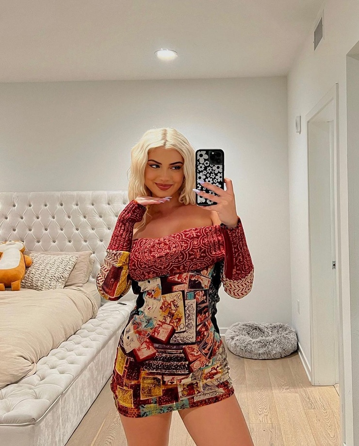 Kelsey Calemine