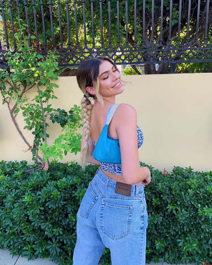 Kelsey Calemine