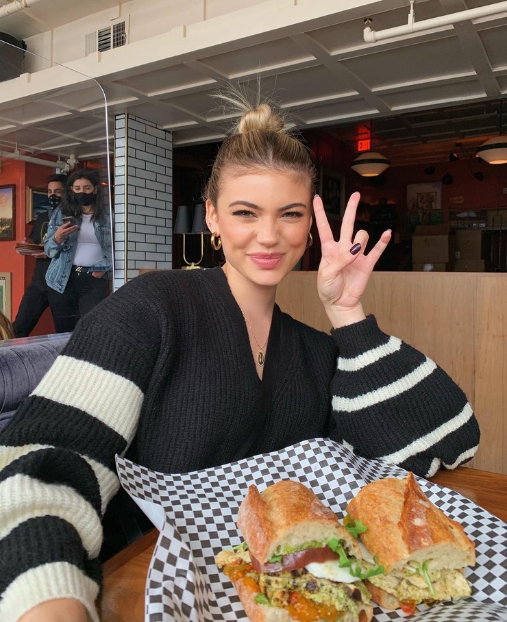 Kelsey Calemine