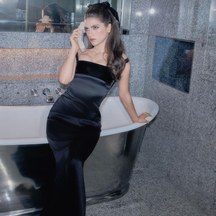 Ella Rubin Ella Rubin