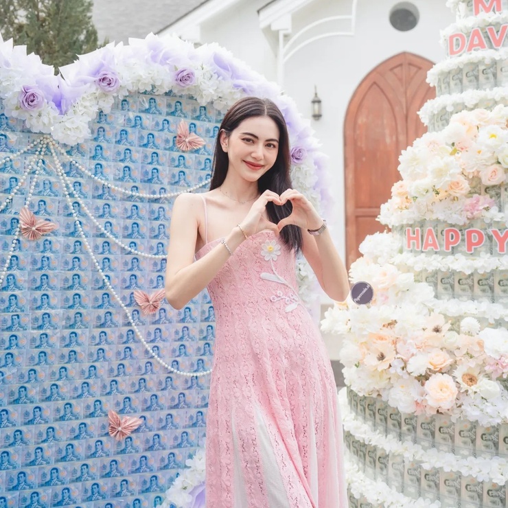 Davika Hoorne