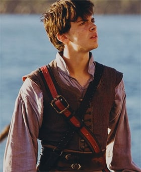 Skandar Keynes