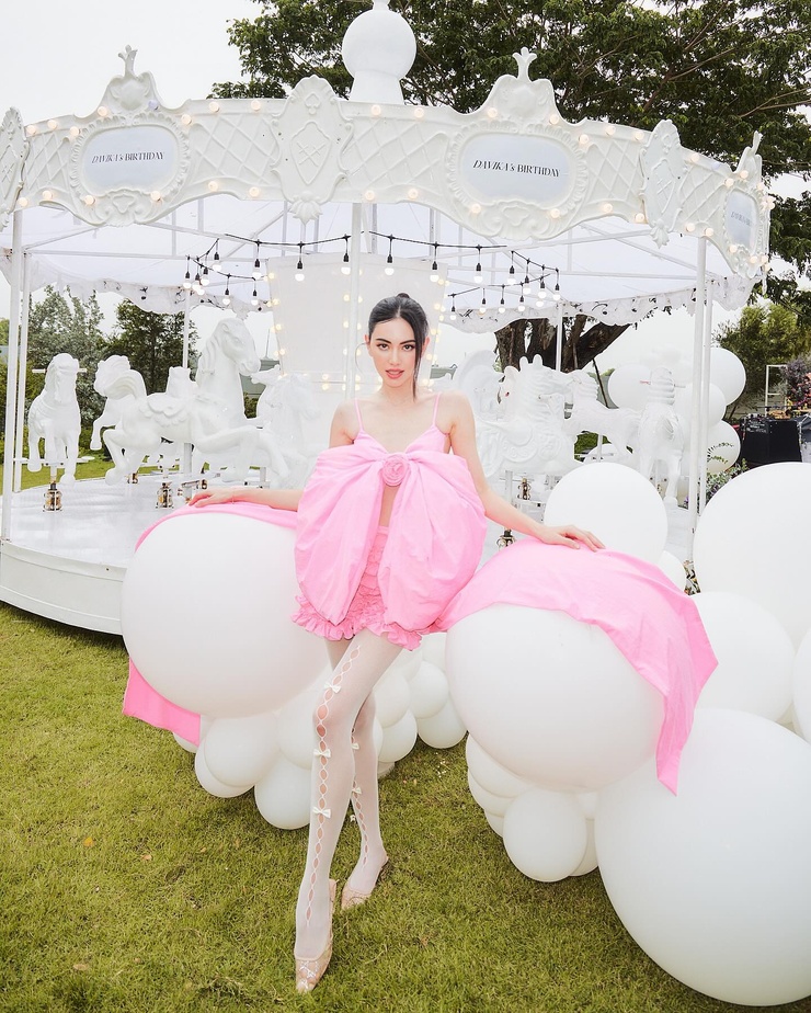 Davika Hoorne