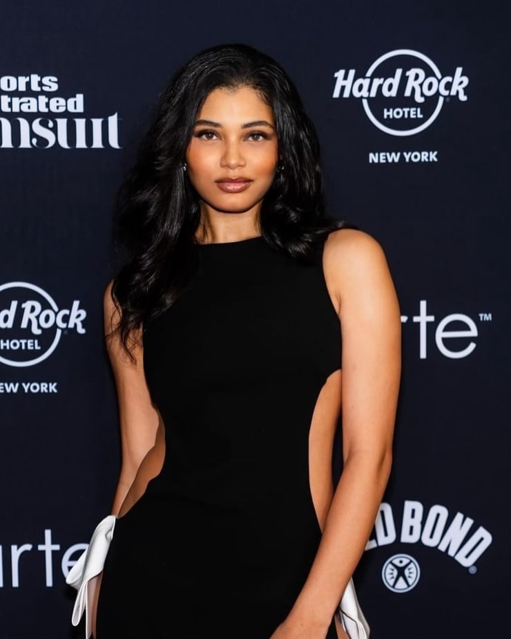 Danielle Herrington Danielle Herrington