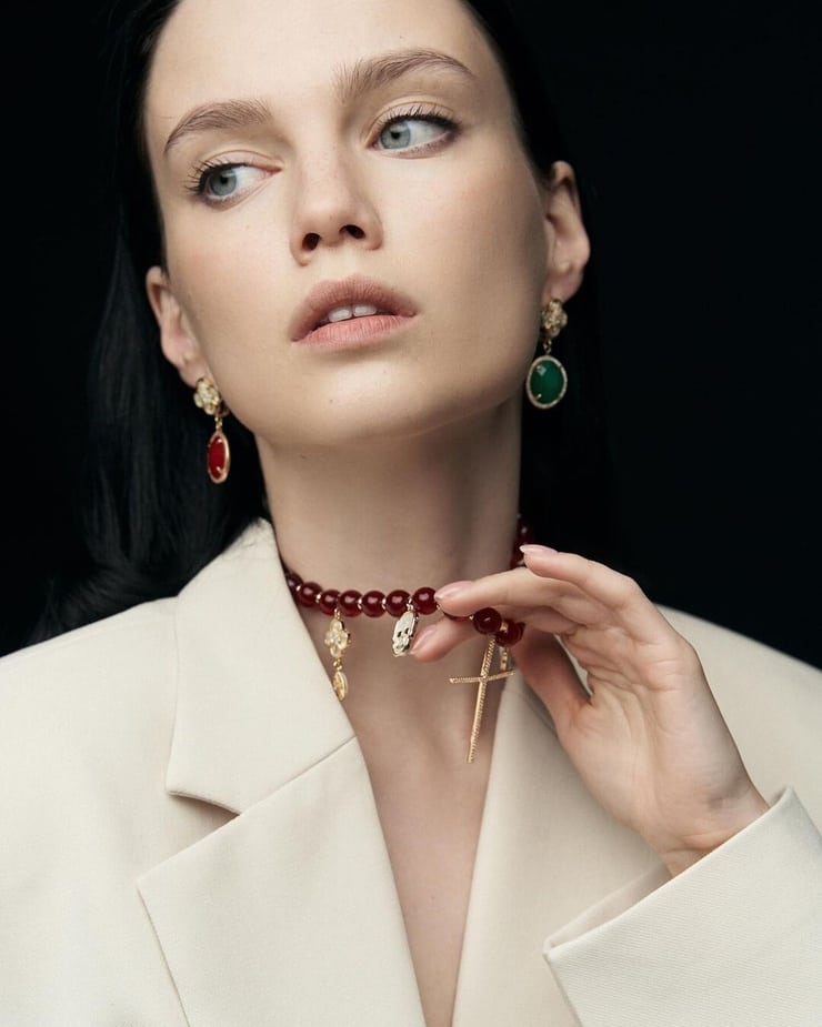 Julie Salmanova Julie Salmanova