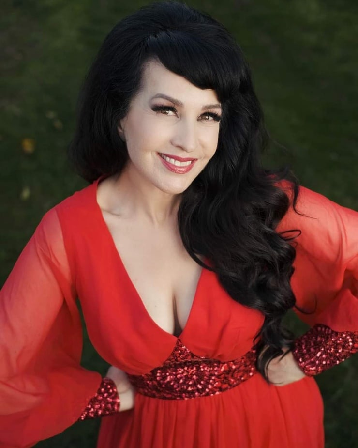 Grey DeLisle