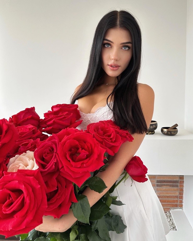 Alina Enero