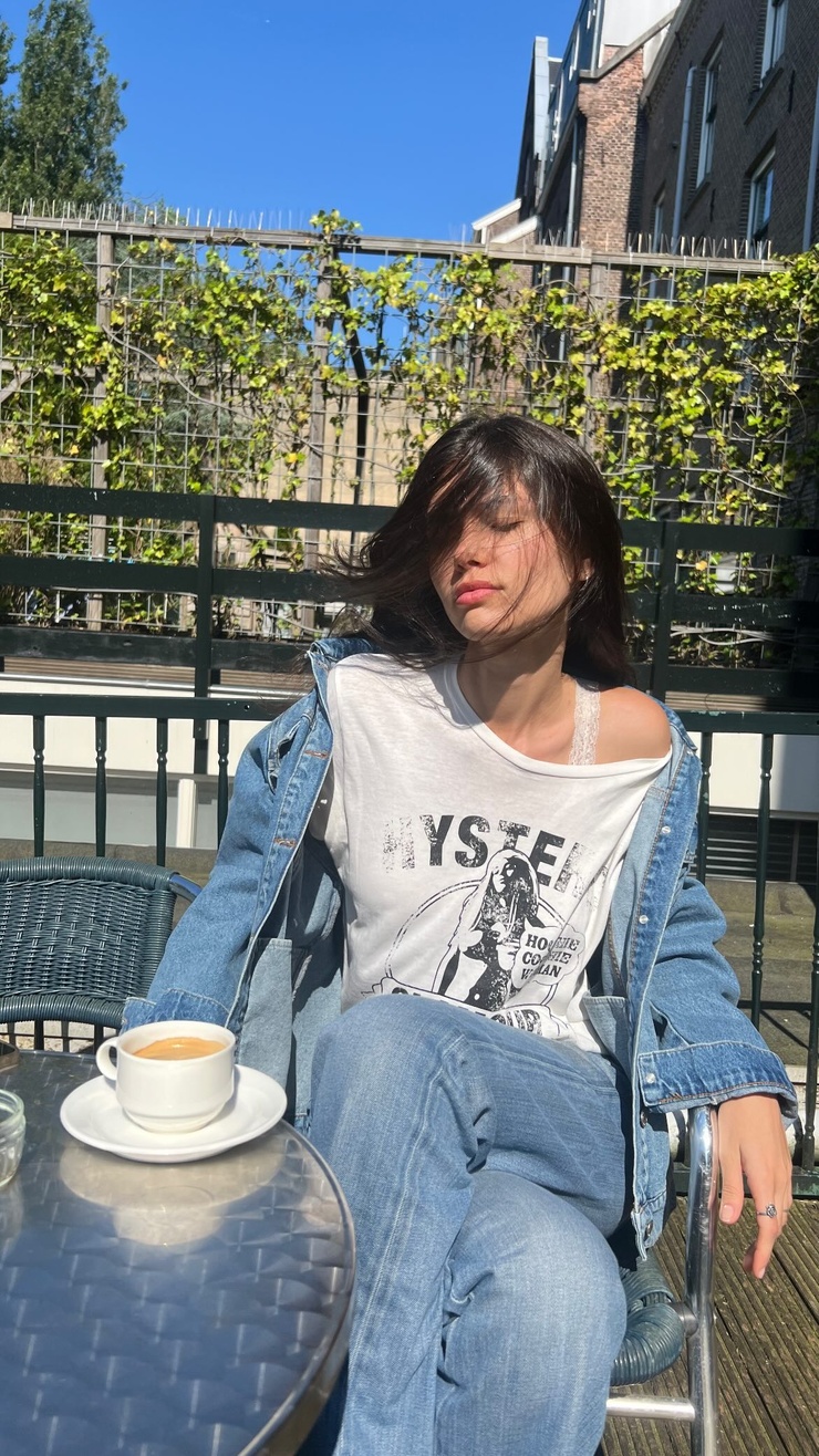 Vika Bronova Vika Bronova