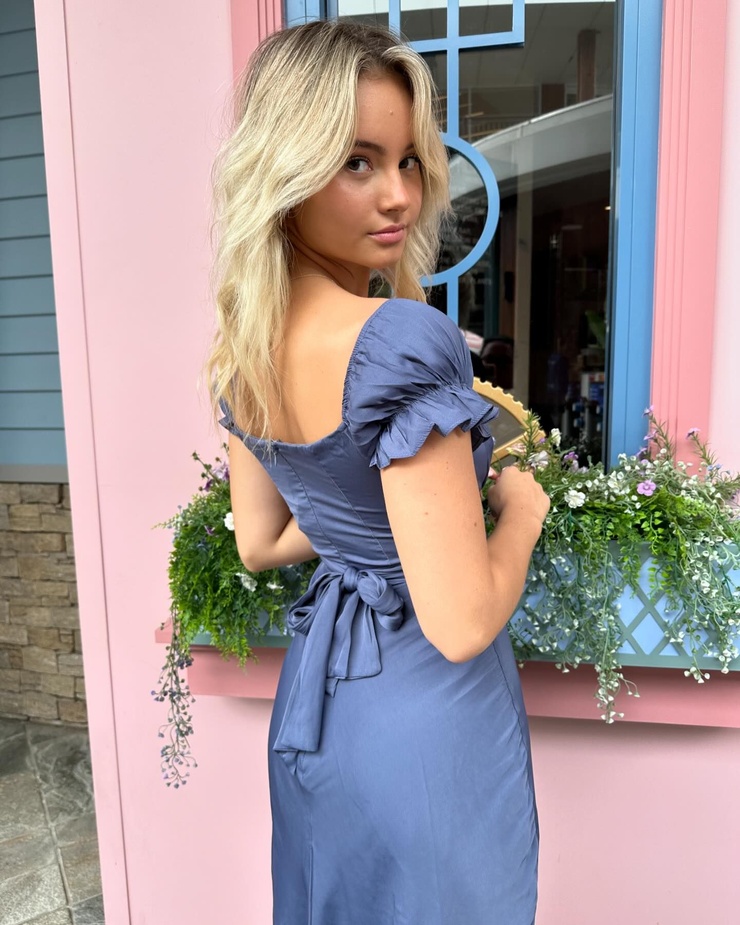 Chelsea Mayer