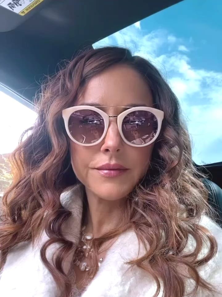 Erin Karpluk Erin Karpluk
