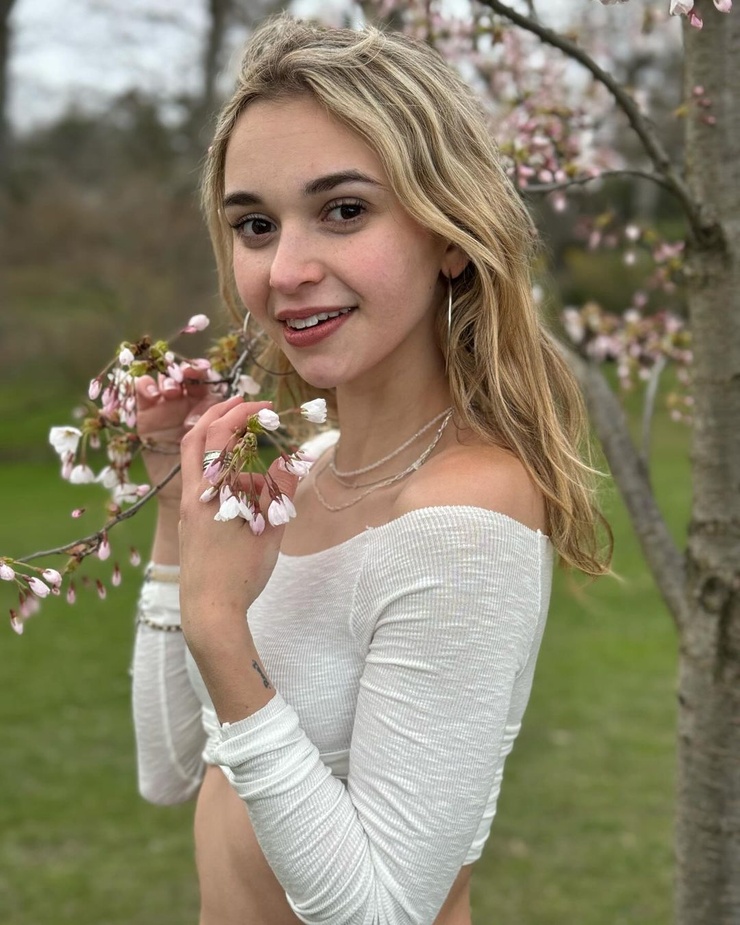 Nikki Roumel