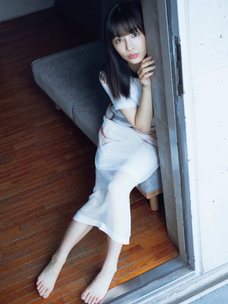 Suzu Hirose